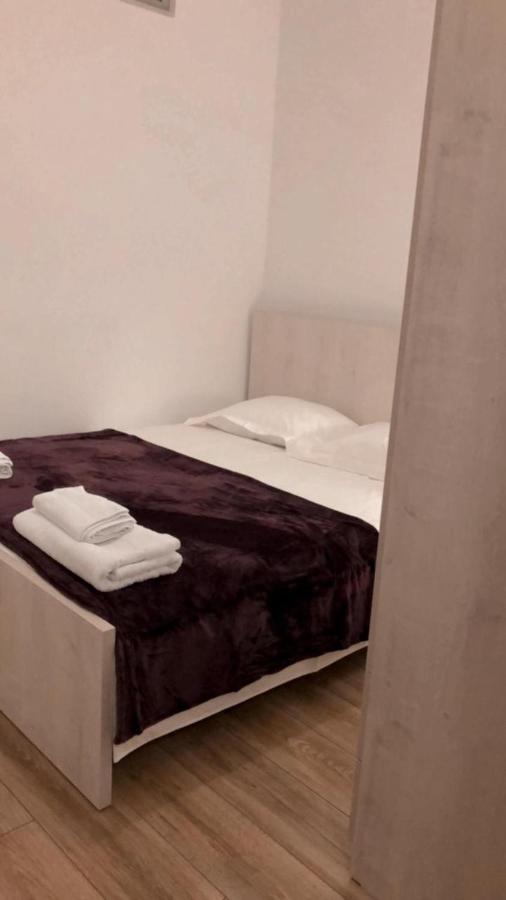Ionian Apartament *